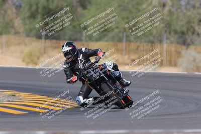 media/Oct-03-2022-Moto Forza (Mon) [[5f077a3730]]/Intermediate Group/Session 3 (Turn 3)/